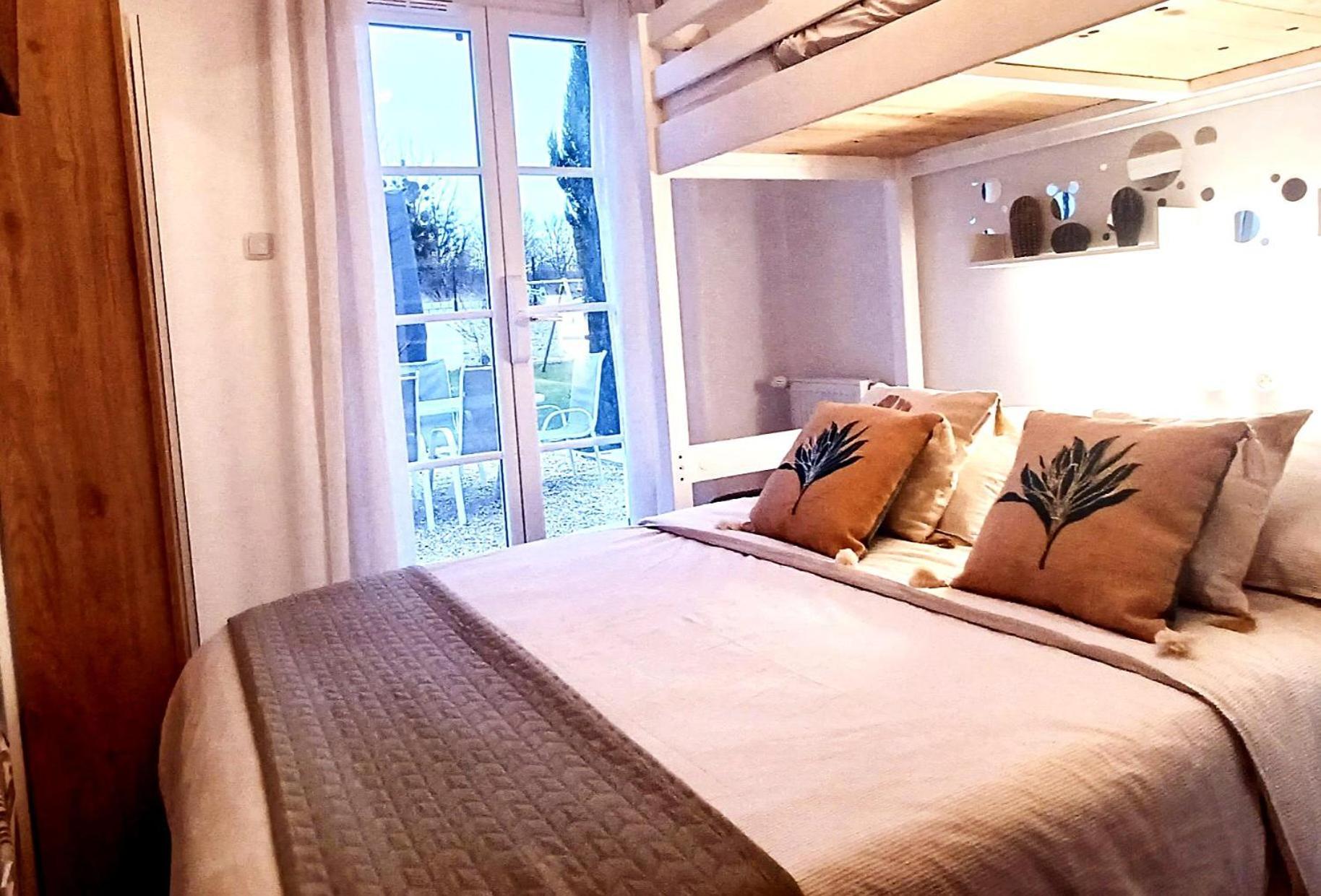 Luminary Night Suite Montévrain Zewnętrze zdjęcie